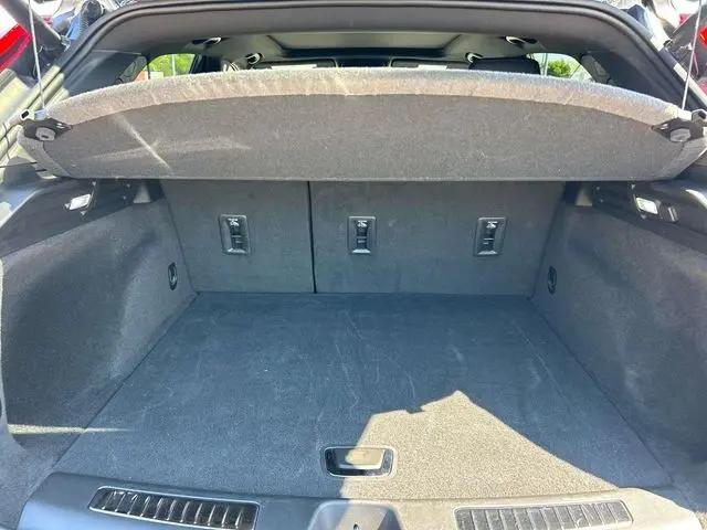 2023 Cadillac XT4 FWD Premium Luxury