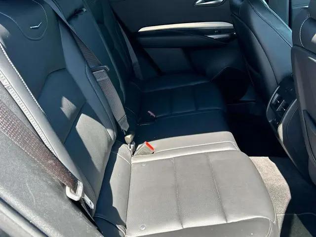 2023 Cadillac XT4 FWD Premium Luxury
