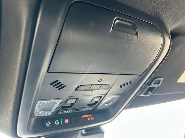2023 Cadillac XT4 FWD Premium Luxury