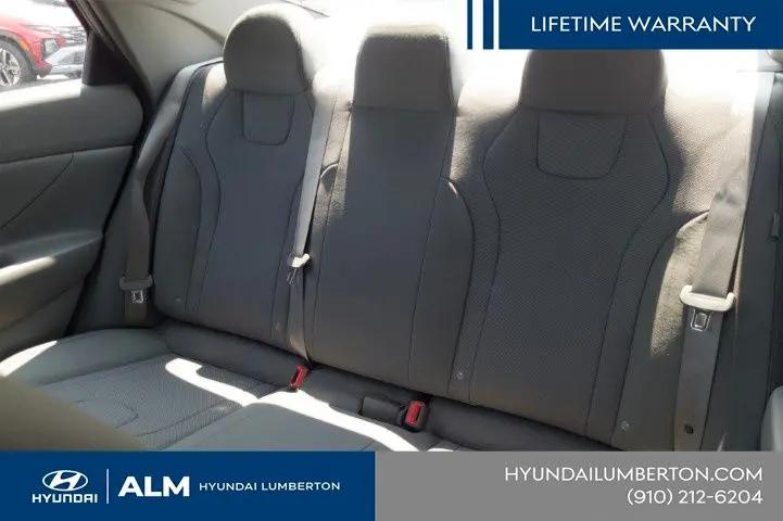 2026 Hyundai Elantra SE
