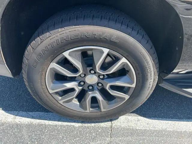 2021 Chevrolet Suburban 2WD LT