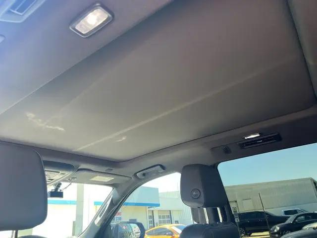 2021 Chevrolet Suburban 2WD LT