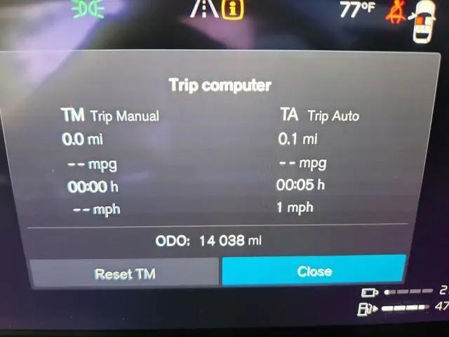 2024 Volvo XC60 Recharge T8 Ultimate Dark Theme