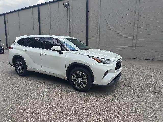 2022 Toyota Highlander Hybrid XLE for sale in Birmingham, AL