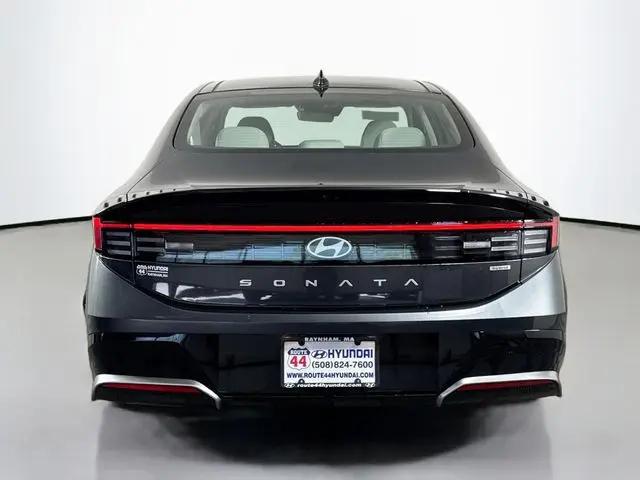 2026 Hyundai Sonata Hybrid SEL