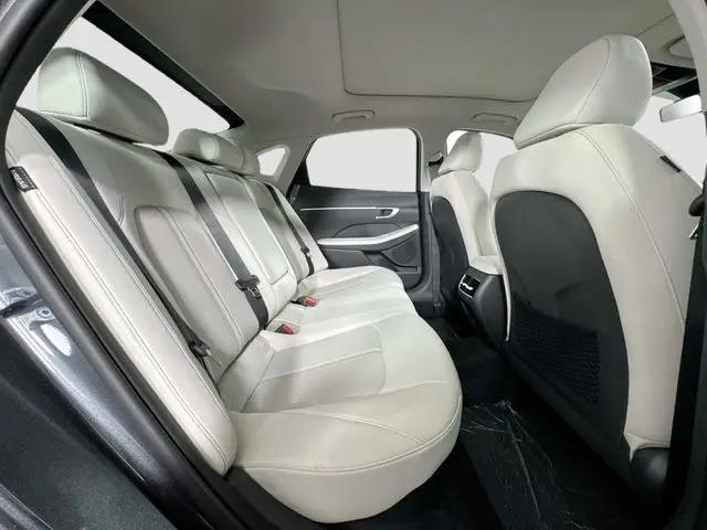 2026 Hyundai Sonata Hybrid SEL