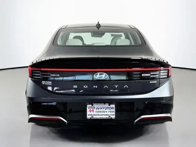 2026 Hyundai Sonata Hybrid SEL