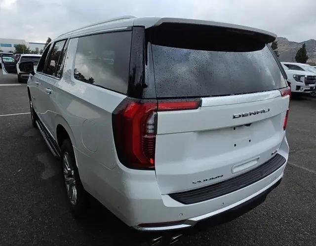 2025 GMC Yukon XL 4WD Denali