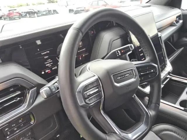 2025 GMC Yukon XL 4WD Denali