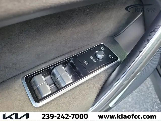 2024 Jaguar F-PACE SVR P550 AWD Automatic