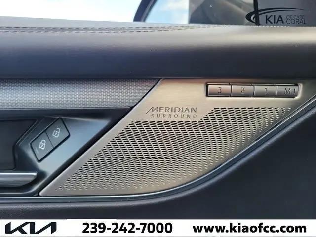2024 Jaguar F-PACE SVR P550 AWD Automatic