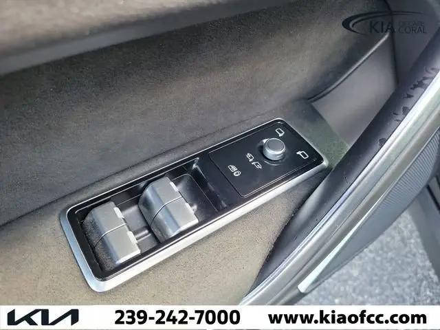 2024 Jaguar F-PACE SVR P550 AWD Automatic