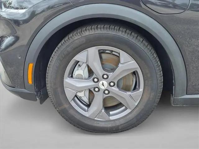 2022 Ford Mustang Mach-E Select