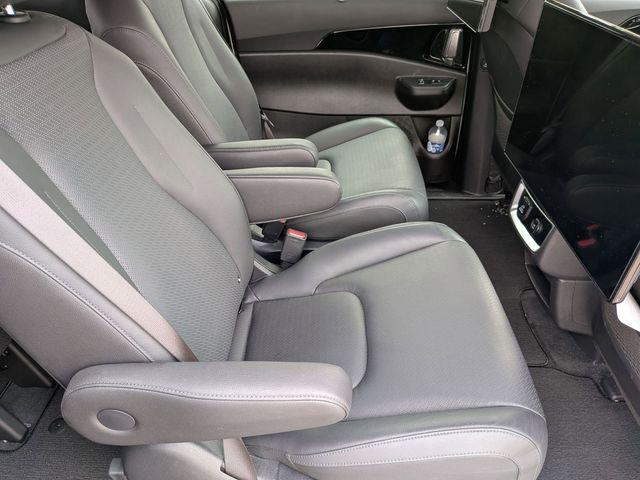2025 Kia Carnival MPV SX Prestige