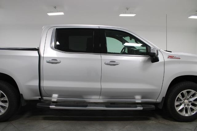 2022 Chevrolet Silverado 1500 4WD Crew Cab Short Bed LTZ