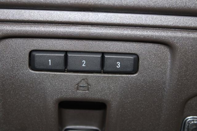 2022 Chevrolet Silverado 1500 4WD Crew Cab Short Bed LTZ