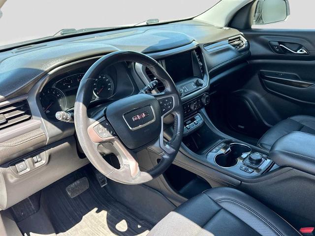 2022 GMC Acadia AWD AT4