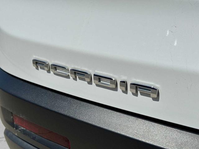2022 GMC Acadia AWD AT4