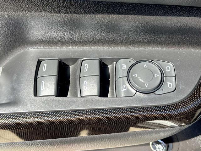 2022 GMC Acadia AWD AT4