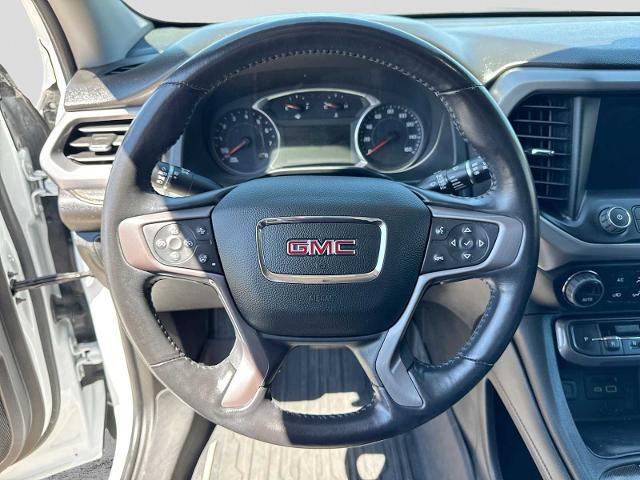 2022 GMC Acadia AWD AT4