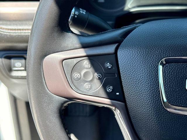 2022 GMC Acadia AWD AT4