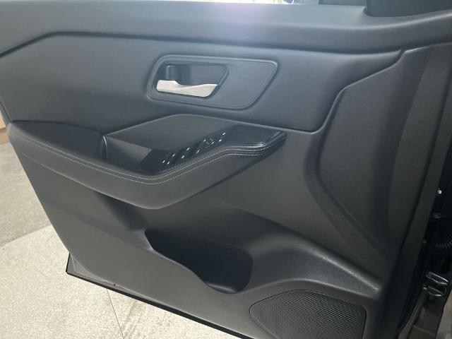 2025 Nissan Rogue SV Intelligent AWD
