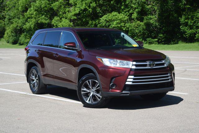 2019 Toyota Highlander LE for sale near Lebanon, OH