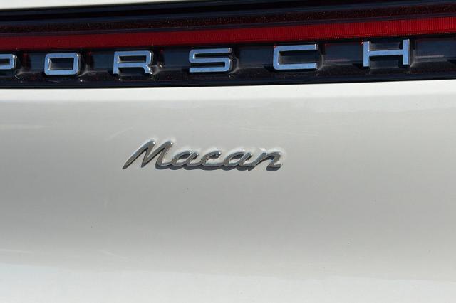 2021 Porsche Macan Base