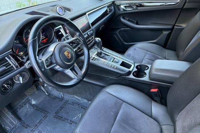 2021 Porsche Macan Base