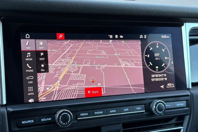 2021 Porsche Macan Base
