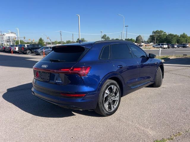 2021 Audi e-tron Premium quattro