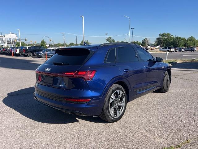 2021 Audi e-tron Premium quattro
