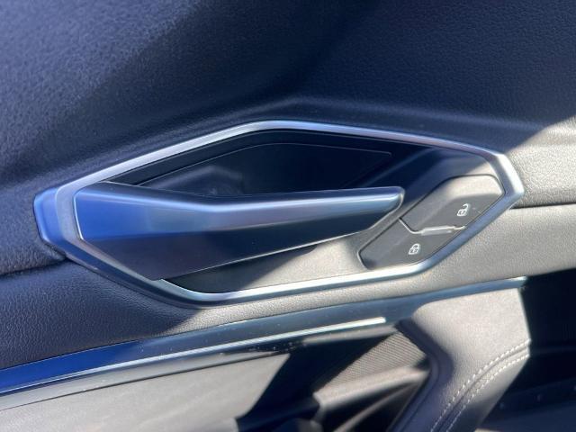 2021 Audi e-tron Premium quattro