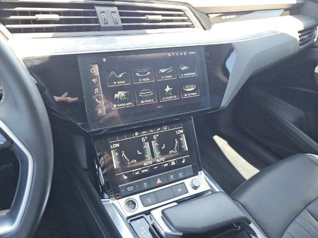 2021 Audi e-tron Premium quattro
