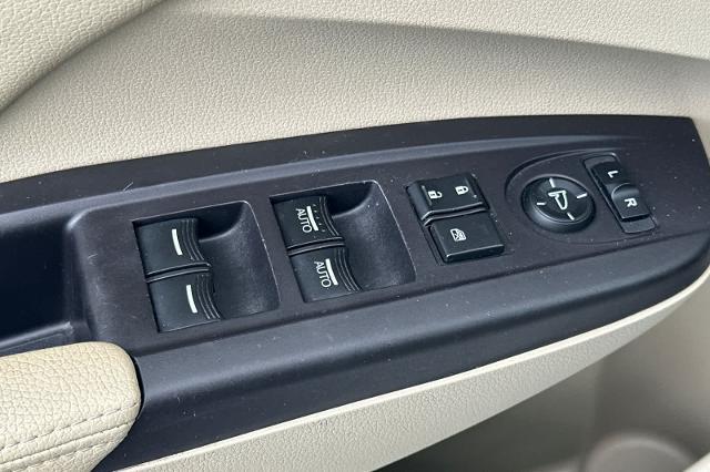 2017 Acura RDX w/AcuraWatch Plus Package