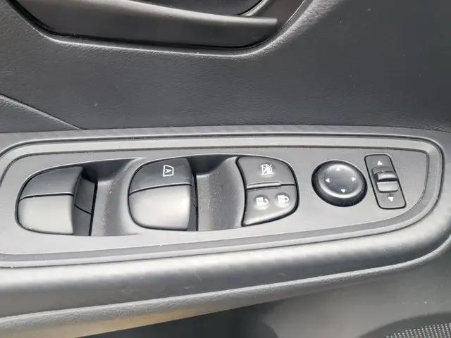 2023 Nissan Versa 1.6 SV Xtronic CVT