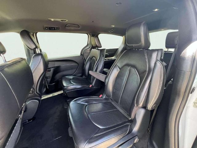 2022 Chrysler Pacifica Hybrid Touring L