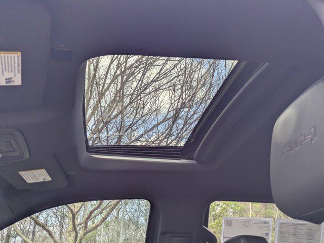 2023 GMC Sierra 1500 4WD Crew Cab Short Box AT4