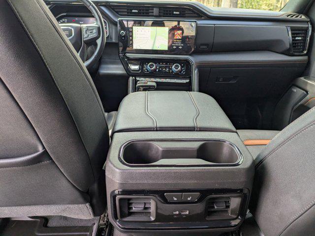 2023 GMC Sierra 1500 4WD Crew Cab Short Box AT4