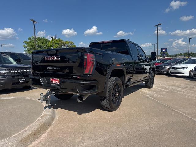 2024 GMC Sierra 2500HD 4WD Crew Cab Standard Bed AT4