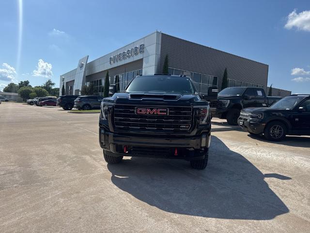 2024 GMC Sierra 2500HD 4WD Crew Cab Standard Bed AT4