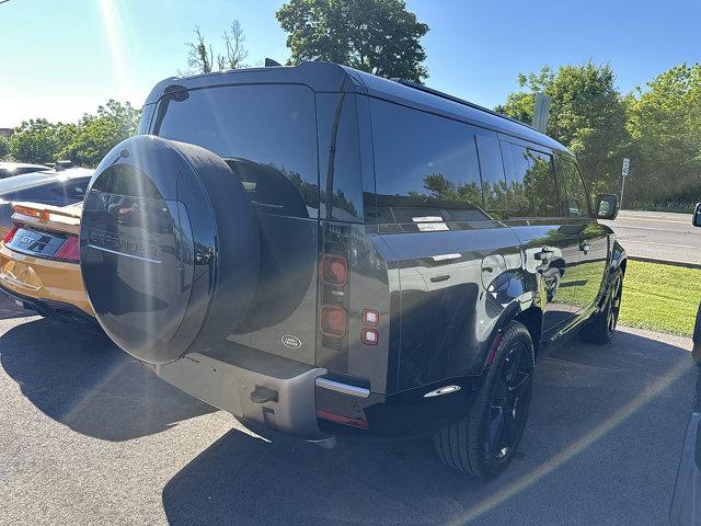 2023 Land Rover Defender 130 X-Dynamic SE