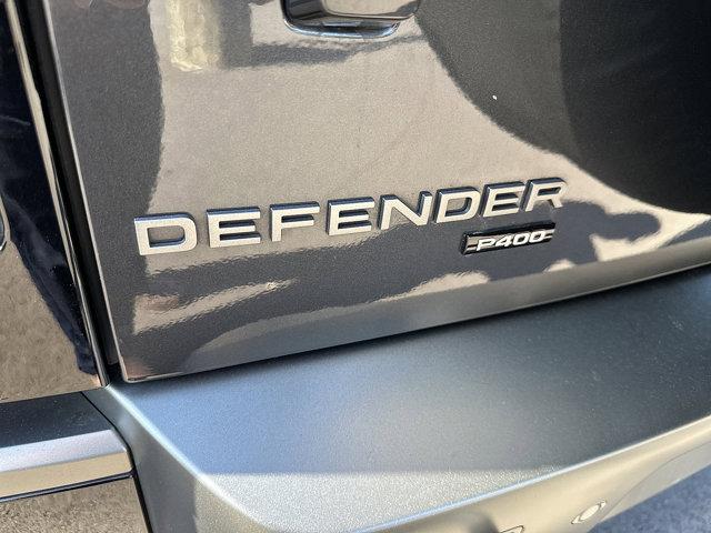 2023 Land Rover Defender 130 X-Dynamic SE