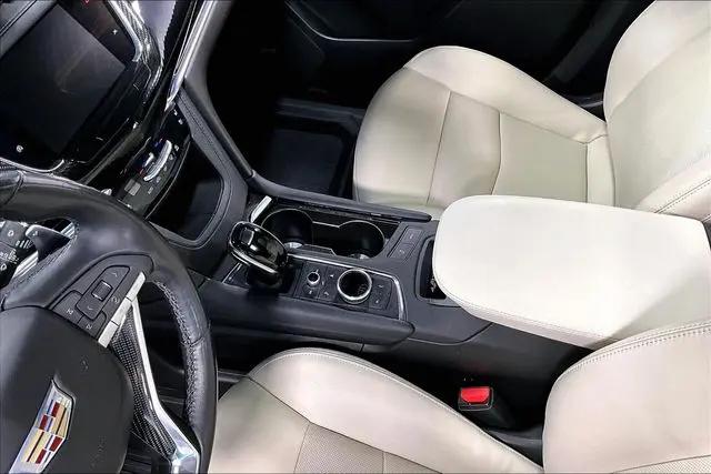 2023 Cadillac XT6 AWD Sport