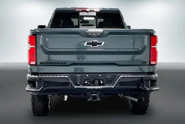 2026 Chevrolet Silverado 2500HD Crew Cab, Standard Bed, LT, 4WD