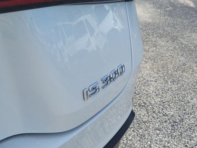 2022 Lexus IS 300 Base