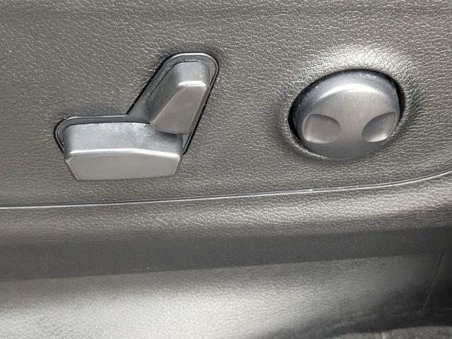 2022 Ram 1500 Big Horn Crew Cab 4x4 57 Box