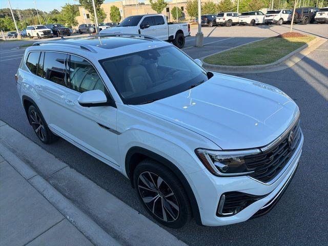 2024 Volkswagen Atlas 2.0T SEL Premium R-Line