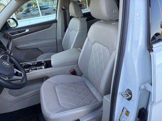 2024 Volkswagen Atlas 2.0T SEL Premium R-Line