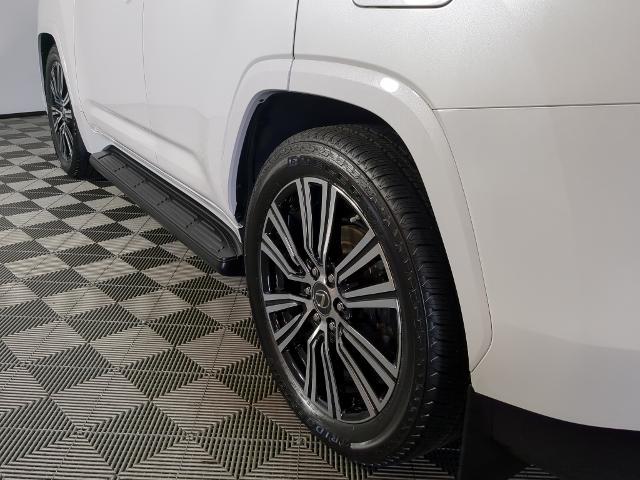 2023 Lexus LX Luxury
